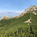 Im Aufstieg zur Kopa Kondracka / Kondratova kopa - Rückblick zum Giewont: rechts der "Große", links der "Kleine".