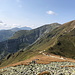 Kopa Kondracka / Kondratova kopa - Ausblick über den weiteren Verlauf des Kammes der Westtatra, u. a. zum  westlich gelegenen Małołączniak / Malolučniak (rechts).
