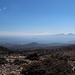 Blick nach Osten, unten Agios Nikolaos, hinten die Thriptiberge