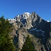 Mont Blanc (versant  Freney) et Aiguille Noire de Peuterey (3760m)