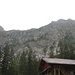 Blick von der Iffigenalp auf den Abstieg vom Rawilpass