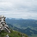 Gipfelsteinmann Wyss Rössli mit Aussicht auf Los Mythos, Rigi und Pilatus