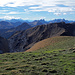 Gipfel Schafarnisch. Hinten Freiburger und Waadtländer Alpen