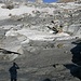 Schwindende Eis- und Schneereste an der Südwestflanke des Keeskogels