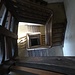 Treppe von oben fotografiert.