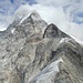 Ich habe den Grat erreicht; Gipfel des Matterhorns in Wolken.