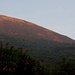 Das wäre unser Ziel in Ruanda gewesen, sein höchster Berg Karisimbi (4507m). Der Vulkan liegt in der Viunga-Vulkankette auf der Grenze zur Demokratischen Republik Kongo. Der Karisimbi soll um das Jahr -8050 das letzte Mal aktiv gewesen sein.<br /><br />Leider scheiterte unsere Besteigung am Zeitmangel und bürokratischem Aufwand in Ruanda.<br /><br />Foto von wikipedia.org