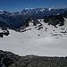 Blick vom Petit Mont Calme hinab auf den Gletscher Grand Désert.<br />Bei dem kleinen schwarzen Felsen in der Mitte des Gletschers gehe ich später vorbei.