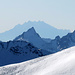 Piz Pombi (2967m) vor den Hohen: Parrotspitze (4432m), Signalkuppe (4554m), Zumsteinspitze (4563m) Dufourspitze (4634m), Nordend (4609m) fotografiert vom Piz Surpare (3078m)