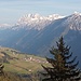 Beim Abstieg ins Hochpustertal mit Blick zu den Lienzer Dolomiten
