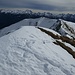 Blick vom Monte Agnello zum Südgipfel u. den dahinterliegenden Fleimstaler Alpen
