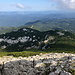 Veliki Snežnik - Ausblick am Gipfel in östliche/südöstliche Richtung. Die beiden Kuppen in Bildmitte dürften Grčovski vrh und Kindlerjev vrh (links) sein.