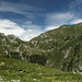 Al centro il Passo della Cavegna, in alto a sinistra il Pizzo della Cavegna, a destra la Pianca. 