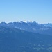 Mit der Marmolata (3343 m) guckt der höchste Dolomitenberg über die dunklen Felsklötze der Geislergruppe herüber.
