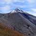 Der Muttler sieht von hier aus wie ein Vulkan.<br />Der Aufstieg erfolgt über den Nordgrat (links im Bild).