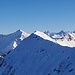 Erstklassige Aussicht: Fulenberg und Stätzerhorn in der Nähe. Aus der Ferne grüssen der Palü und die Bernina