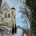 Kloster Frauenberg, einsam auf einem Sporn gelegen. Es wird von der Glaubensgemeinschaft "Agnus Dei" bewohnt und bewirtschaftet