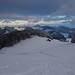 Fotos der Tour vom 15.1.2021:<br /><br />Rückblick unterhalb vom Gipfel der Hinteri Egg (1169m) auf den Baselbieter Kettenjura mit dem auffälligen Ruchen (1123m) in der Bildmitte.<br />