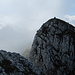 Es fürchtet sich ein wenig vor der T5-Stelle am Schiberg Gipfelgrat.