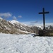 La “Croce al Donatore di Sangue” posata nel 2003 sul Monte Todano (m 1.667).