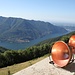 <b>Panoramica sul Lago di Como dal Rifugio Murelli. I paioli per la polenta non possono mancare!</b>