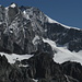 il Bernina e visibili i due rifugi Marco e Rosa m.3600 
(quello nuovo a sinistra e quello vecchio a destra)