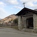 A piedi da Esino Lario, passiamo dalla frazione Bigallo e la cappella Gesuolo di San Grato. Nei paraggi c'è anche una piazzola eliporto. 