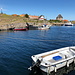 Unterwegs auf Christiansø - Blick über einen Teil des Hafens nach Frederiksø. Auf der Nachbarinsel machen wir nun gleich einen kleinen Rundgang.