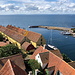 Unterwegs auf Christiansø - Blick von der Aussichtsplattform des Store Tårn auf den südlichen Teil des Hafens.