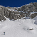 Im Kasten, oben das schmale Schneeband