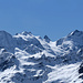 <a href="https://f.hikr.org/files/3328393.jpg">Vergössern auf 2000x500</a><br /><br />Bernina Alpen vom Piz Alv.<br /><br /><br />