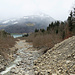 Blick dem Steinibach entlang zum Sarnersee. 