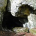 Der Eingang zur dunklen Höhle.