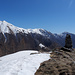 Den Gipfel der Còsta di Pèpa ziert ein grosser Steinmann
