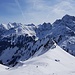 Aufstieg über die Derra-Alpe - hinten die Widdersteine