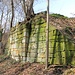 Lohmgrund, Widerlager einer Feldbahnbrücke auf der Bruchseite