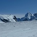 Unser Gipfelziel (Bildmitte) im Visier