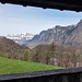 Ausblick von der Vorhalle der Kapelle Butz zu den Churfirsten