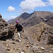Typisches Gelände im einfachen Teil des Fraile-Ostgrates. Hinten die höchsten Gipfel von Fuerteventura.