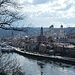 Passau - Altstadt mit der Donau im Vordergrund.