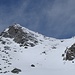 Der zweite Steilhang zwischen 2600 und 2700 m sah ein bisschen gefährlich aus und ich bin deshalb auf 2600 m umgekehrt. Es liegt im oberen Teil von diesem Steilhang doch einiges an Triebschnee, und der Hang ist etwa 35 Grad steil.