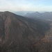 Dalla vetta del Poncione (foto archivio febbraio 2020) si può ammirare interamente il solco della Val Bocaccio, via obbligata e diretta di salita al Pass dul Diavul.