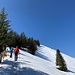 Aufstieg Richtung Alpkreuz Rinderalp - mit noch beträchtlich viel Schnee ...