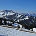 Nach Westen etwas weniger Dunst. Dafür die farblich angehauchten Wolken...man sagt es sei Saharastaub.