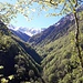 Etwas besseres Wetter tags darauf - Blick von den Monti di Stagno ins wilde Valmaggina