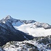 Panoramica verso sud: <b>Muttgletscher e Gross Muttenhorn (3099 m)</b>.