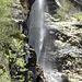 Die Ägua da la Chisturna tost über etliche Steilstufen ins Tal