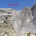 Etwas unterhalb vom Aufstiegscouloir, Blick nach oben