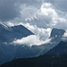 Vue vers Kandersteg et la Gemmi, où il n'a pas l'air de faire très beau...
