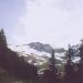 Auf 1750m während des Aufstiegs zur Alp „Undere Stafel“ zeigt sich der von Süden recht unspektakuläre Glogghüs (2534m) zum erstem Mal. 